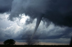 tornado-572504_1280